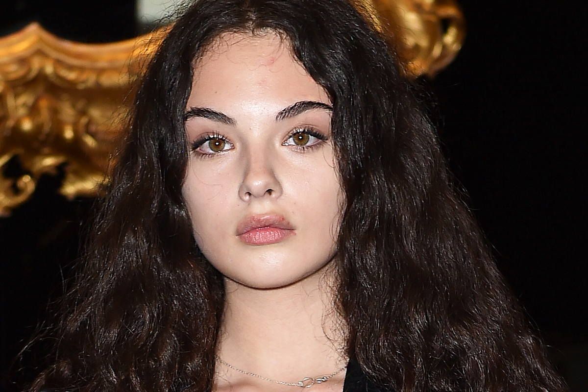 Classify Deva Cassel, daughter of Vincent Cassel and Monica Bellucci
